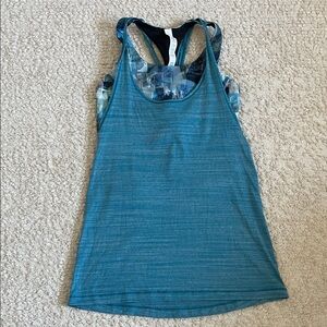 Lululemon Twist & Toil Tank in Blues